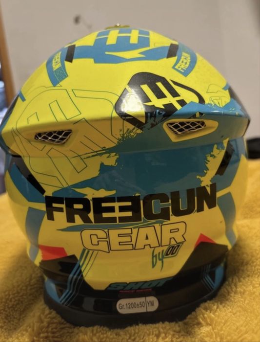 capacete freegun