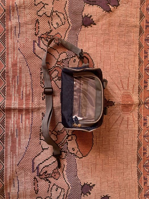 Сумка поясна для документів та гаджетів