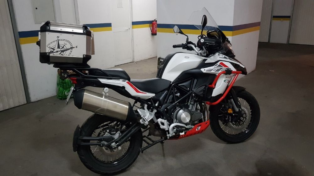 Autocolantes diversos Benelli TRK 502 / 702