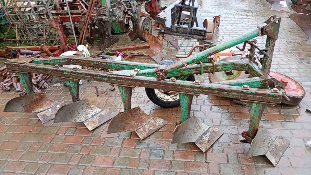 Продам плуг 5по 25