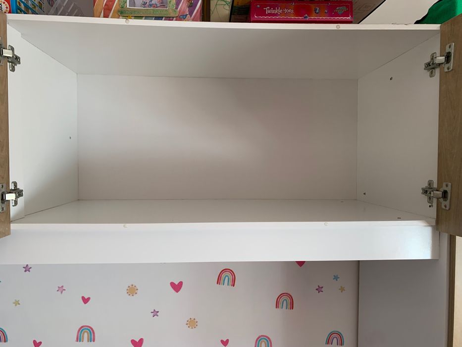 Quarto completo Estúdio Sweet Dreams para crianças ou jovens.