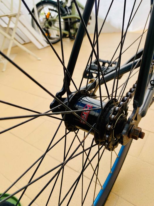 Bicicleta Antiga Orbita (estilo fixie) personalizada
