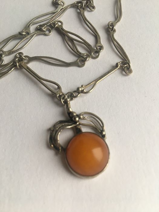Stary wisior, łancuszek z bursztynem srebro 800