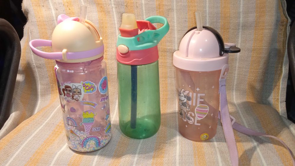 Детский поильник непроливайка.