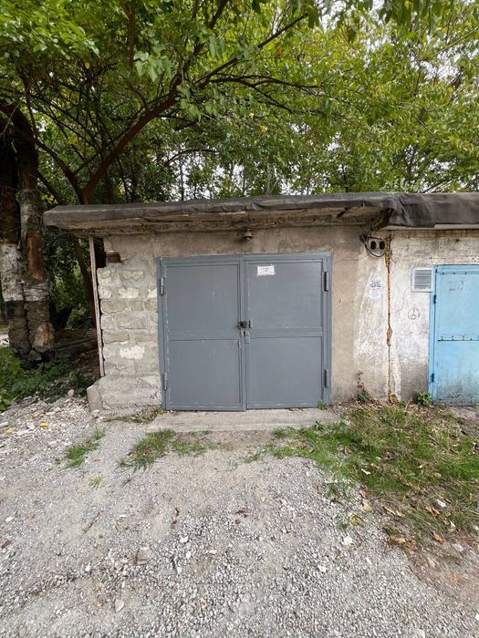 ПРОДАМ, СДАМ Гараж на Днепрострое