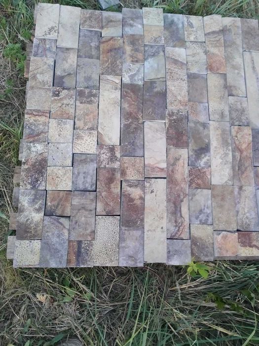 Бруківка з каменя товщина 3см+