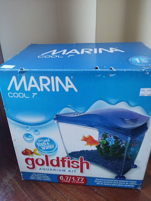 Aquário da marca Marina
