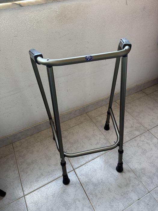 Andarilho para idosos