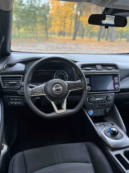 Автомобіль єлектричний Nissan Leaf