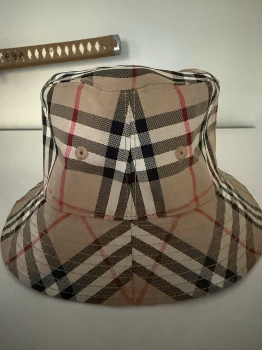 BURBERRY kapelusz.Oryginalny!