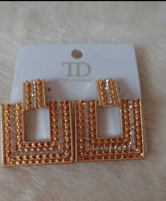 Bogato zdobione kolczyki wieczorowe z Londynu, NOWE