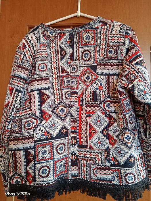 Narzutka damska wiosenna