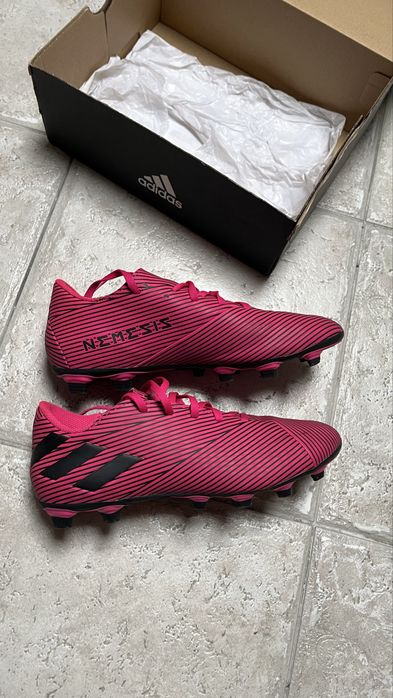 Chuteiras Adidas Nemeziz Rosa