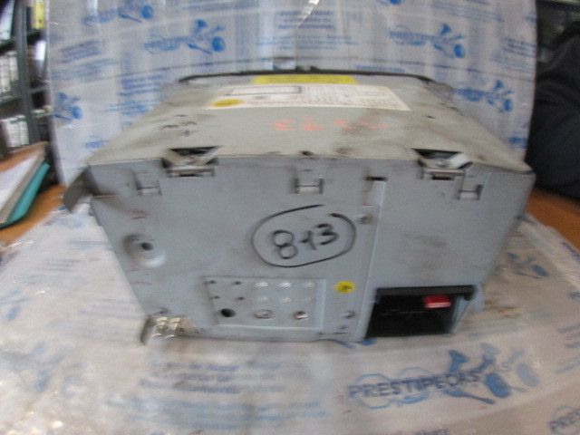 Rádio / auto-rádio VOLKSWAGEN Golf VI (5K1)
