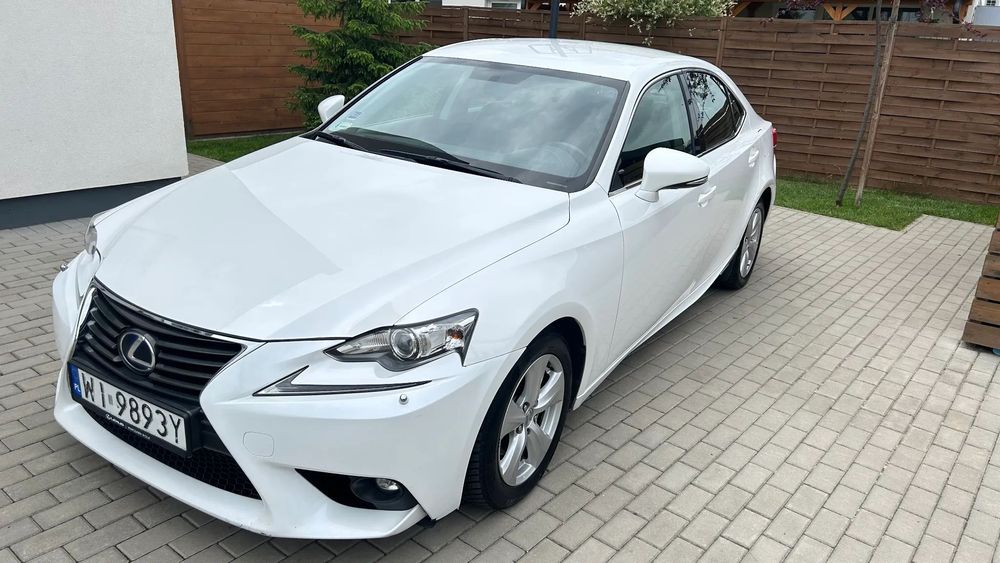 Lexus IS Lexus IS 300h. Pierwszy włascieciel - stan bardzo dobry.