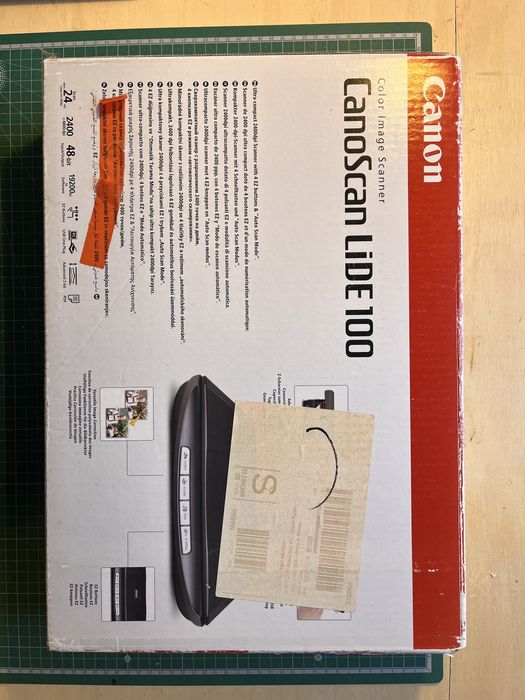 Scanner Canon CanoScan LIDE 100