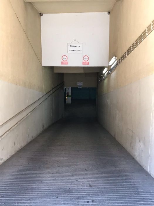 Parqueamento Queluz/Pendão/Monte Abrão: Arrecadação/Aluguer de lugar