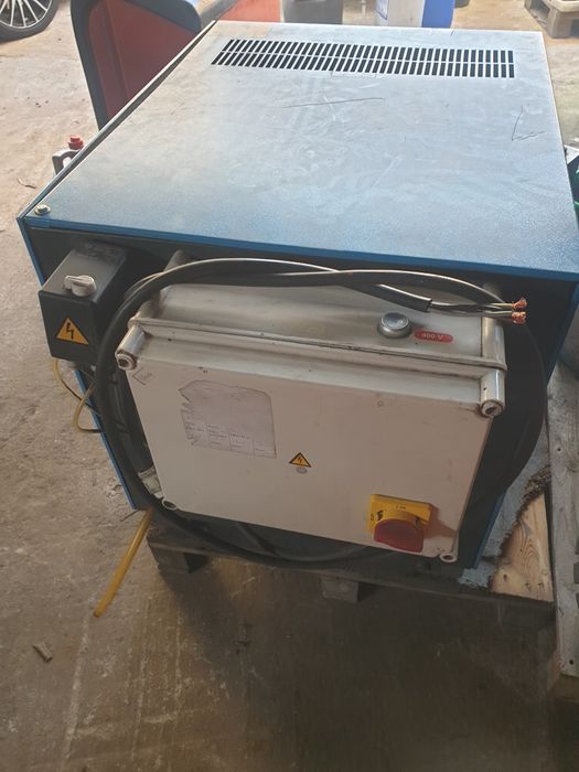 Compressor trifasico