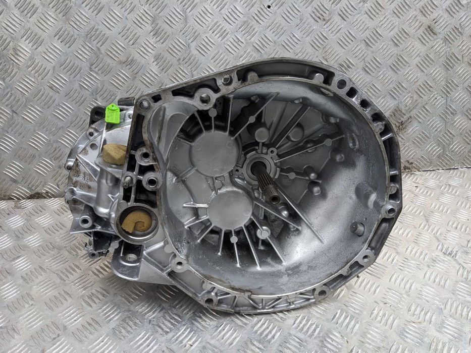 КПП Рено Трафик/Trafic 1.9  6тиступка с датчиком спидометра есть и без