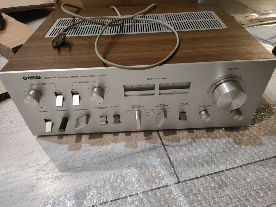 Wzmacniacz Yamaha CA 610 plus kolumny
