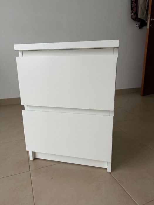 Mesa de Cabeceira Branca IKEA MALM