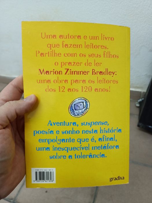 Livro As Cores do Espaço