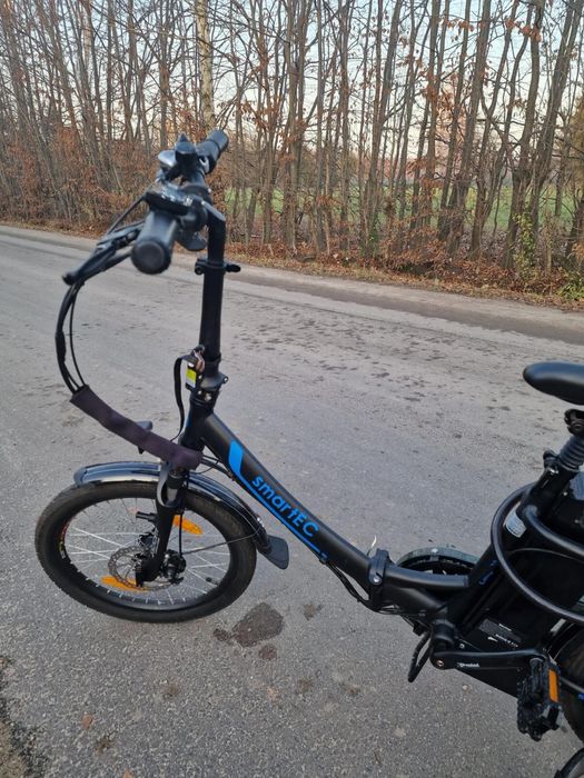 DWA rowery elektryczne składane