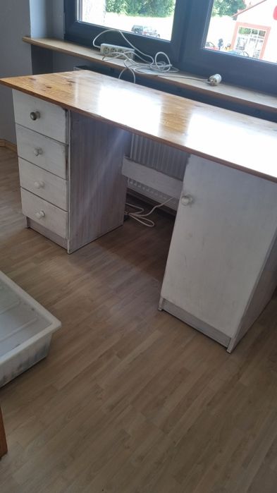 Biurko sosnowe 130x55