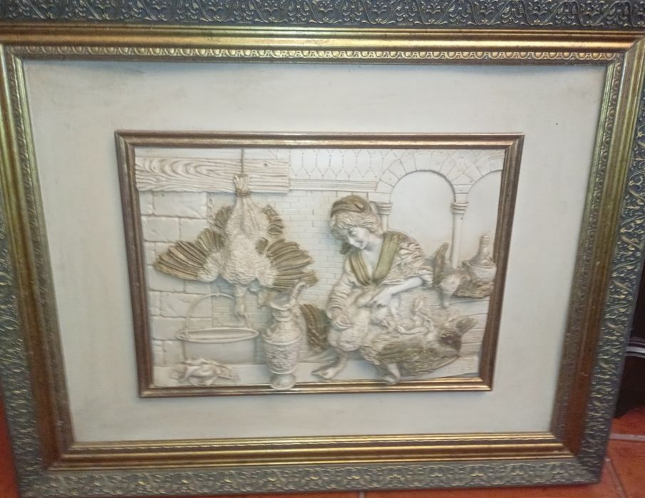 Quadro em gesso.antigo de qualidade