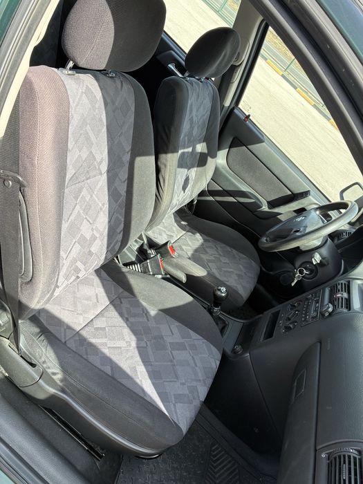 Astra 1.4 16v caravan 1 dono