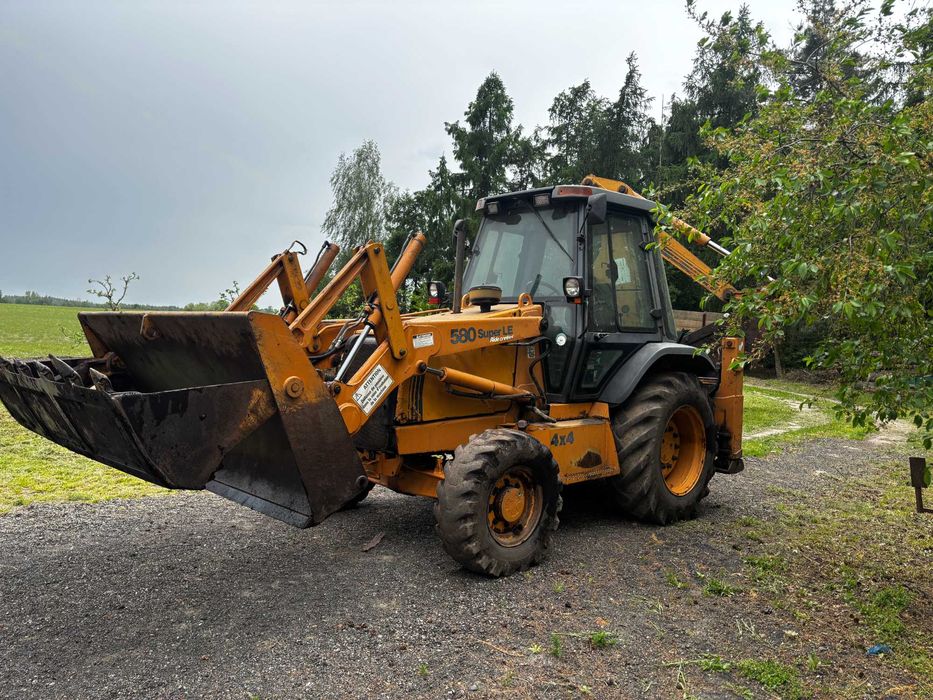 Koparko Ładowarka Case 580 SLE