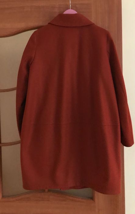 Piękny płaszcz marki COS