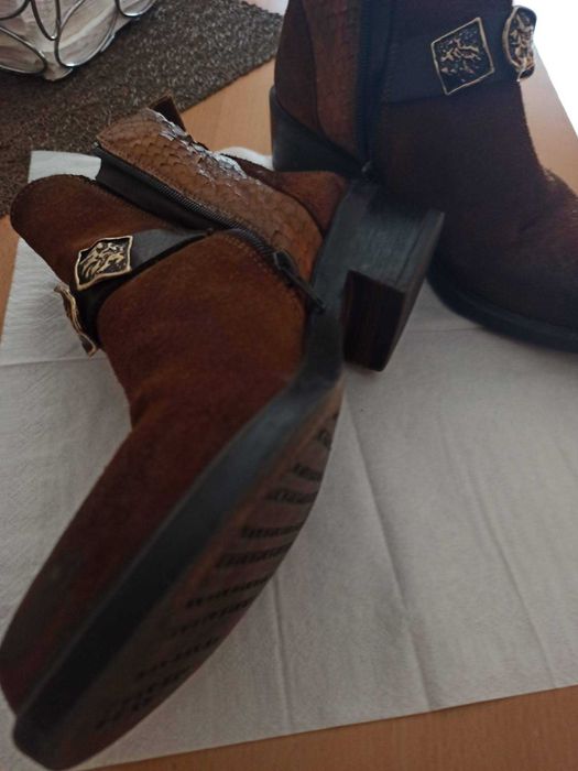 vendo botas marca exé