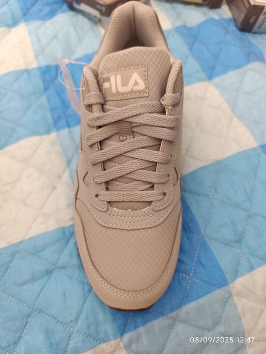 Tênis Fila 39,5 novos