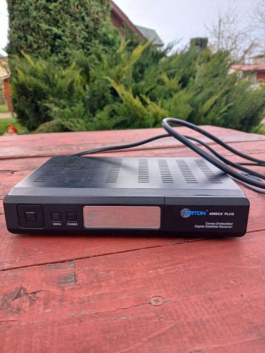 Тюнер для супутникової антени