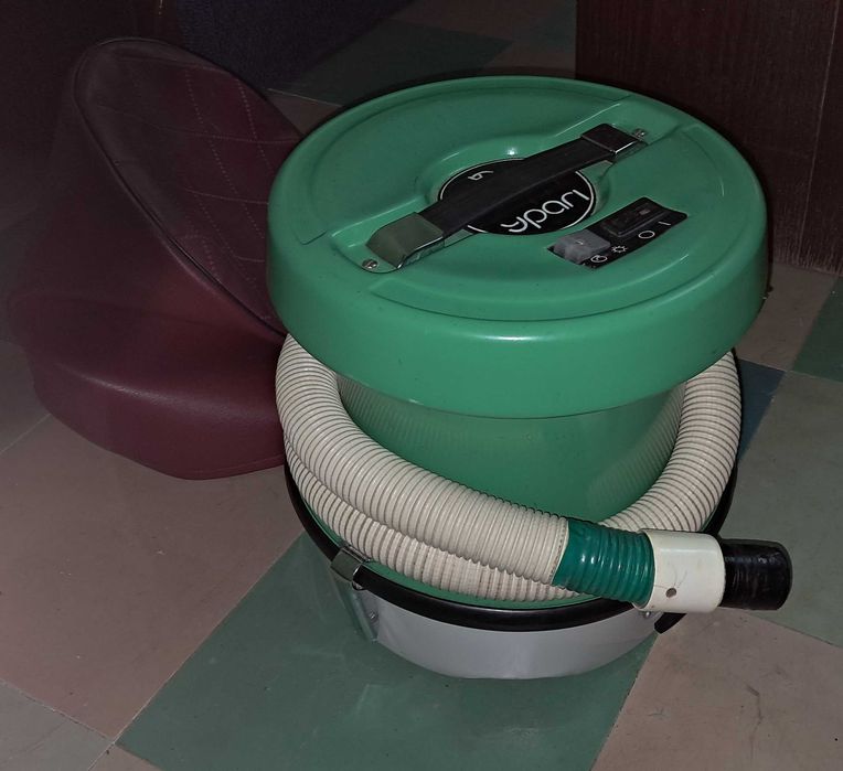 Пылесос-пуфик УРАЛ ПНВ-600 сделано в СССР