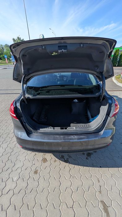 Ford Focus 2.0 Ti-VCT GDI бензин. 2015 року. у хорошому стані