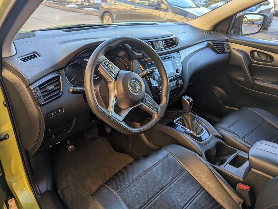Кросовер Nissan rogue sport 2.0 2017 awd