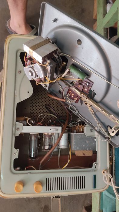 Програвач платівок.