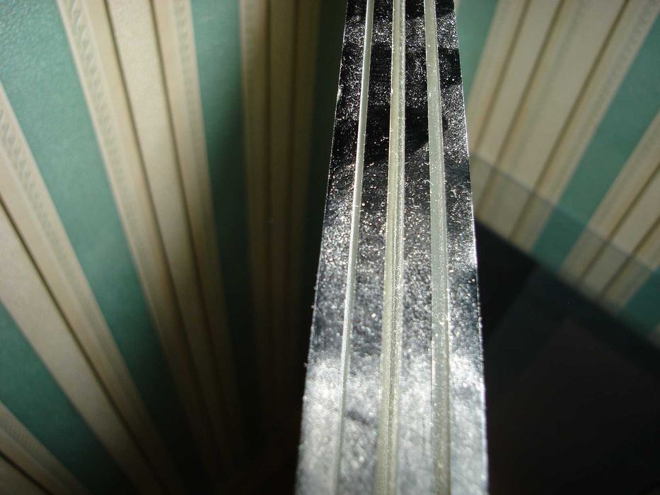 Стекла оконные, 4мм. 117х62см. 4 шт (НОВЫЕ)