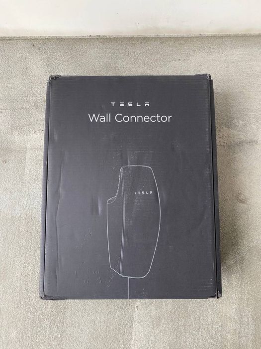 Зарядка Tesla Wall Connector 48A Gen 3 USA Type 1