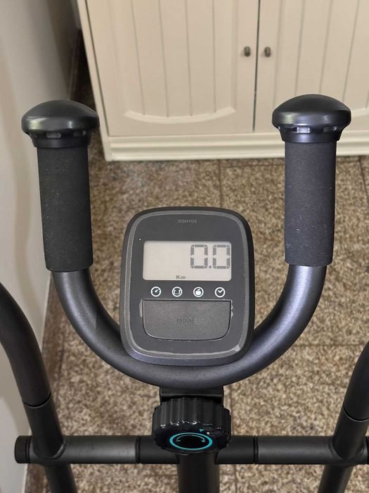 Bicicleta elitica Domyos