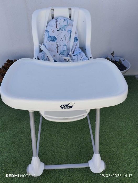 Cadeira refeição bebé