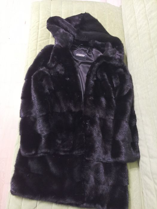 Продам норкову шубу KASTORIA (Греція) 42 розміру