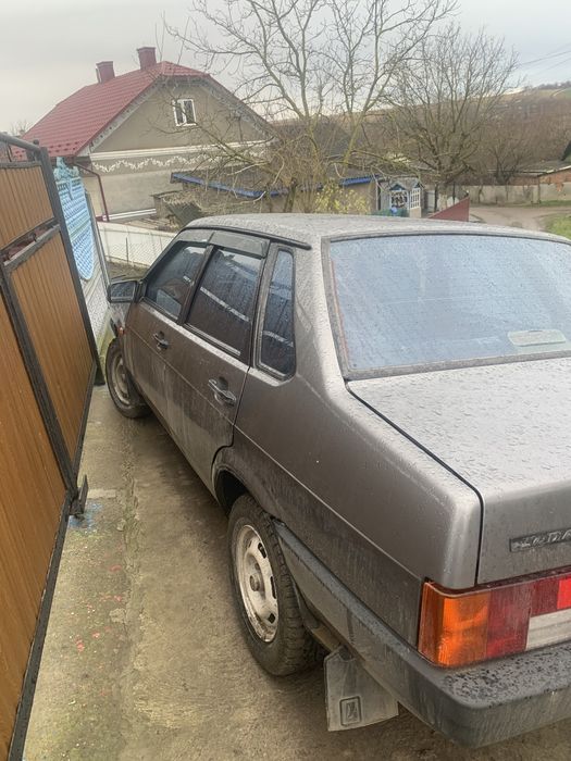 Продам ваз 2199 2003 рік 1.5 бензин