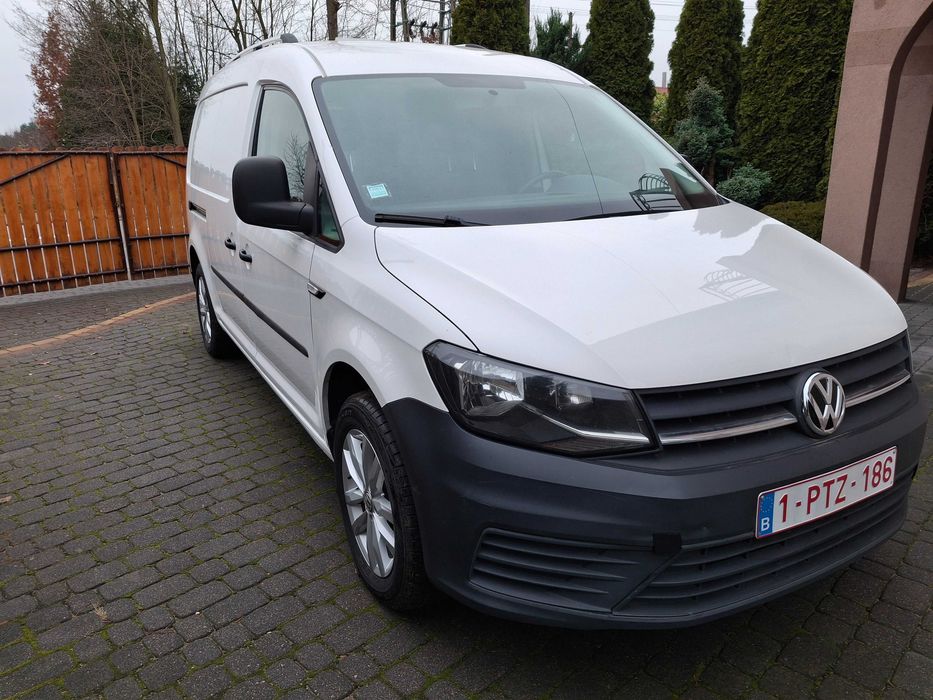 Śliczny Volkswagen Caddy Long 2017 Rok