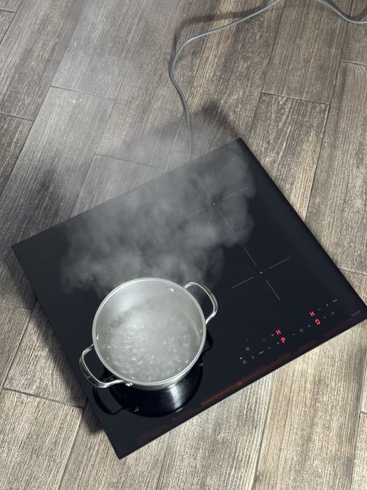 Індукційна поверхня IKEA безрамочна, 2024 рік 11 місяць. Індукція!