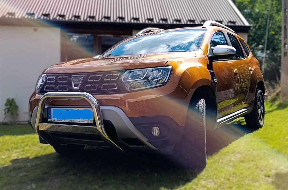 samochód osobowy dacia duster