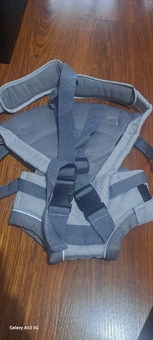 Porta bebés ergonómico