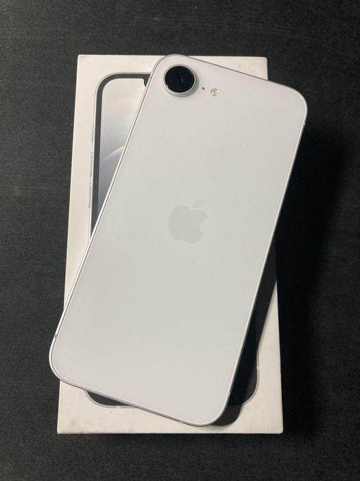 iPhone 16e - 128GB - Biały - 100% baterii - gwarancja Apple